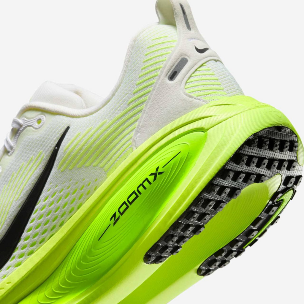 Nike Vomero 18™ – White Glow w/ Green Strike