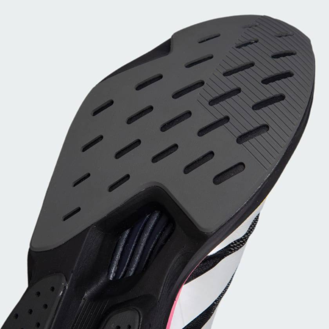 Adidas Adizero Drive RC™ – Core Black avec Zero Metallic et Spark