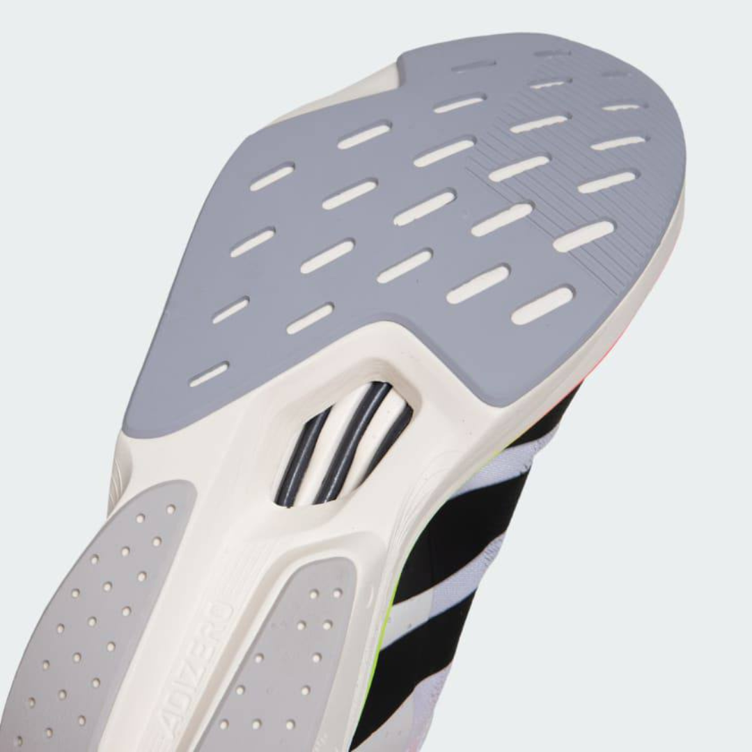 Adidas Adizero Drive RC™ – Cloud White avec Core Black et Solar Red