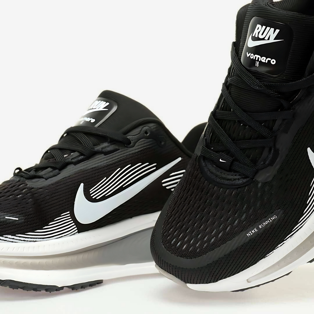 Nike Vomero 18™ – Black Shadow avec White Mist & Steel Grey