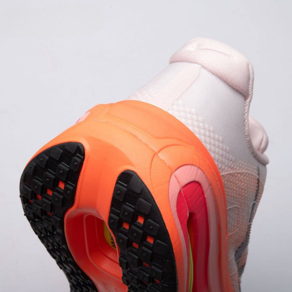 Nike Vomero Premium™ – Crimson Rush/Sunset Orange