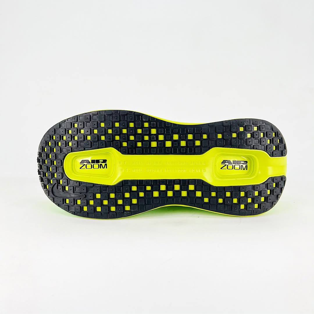 Nike Vomero Premium™ – Édition Green Surge