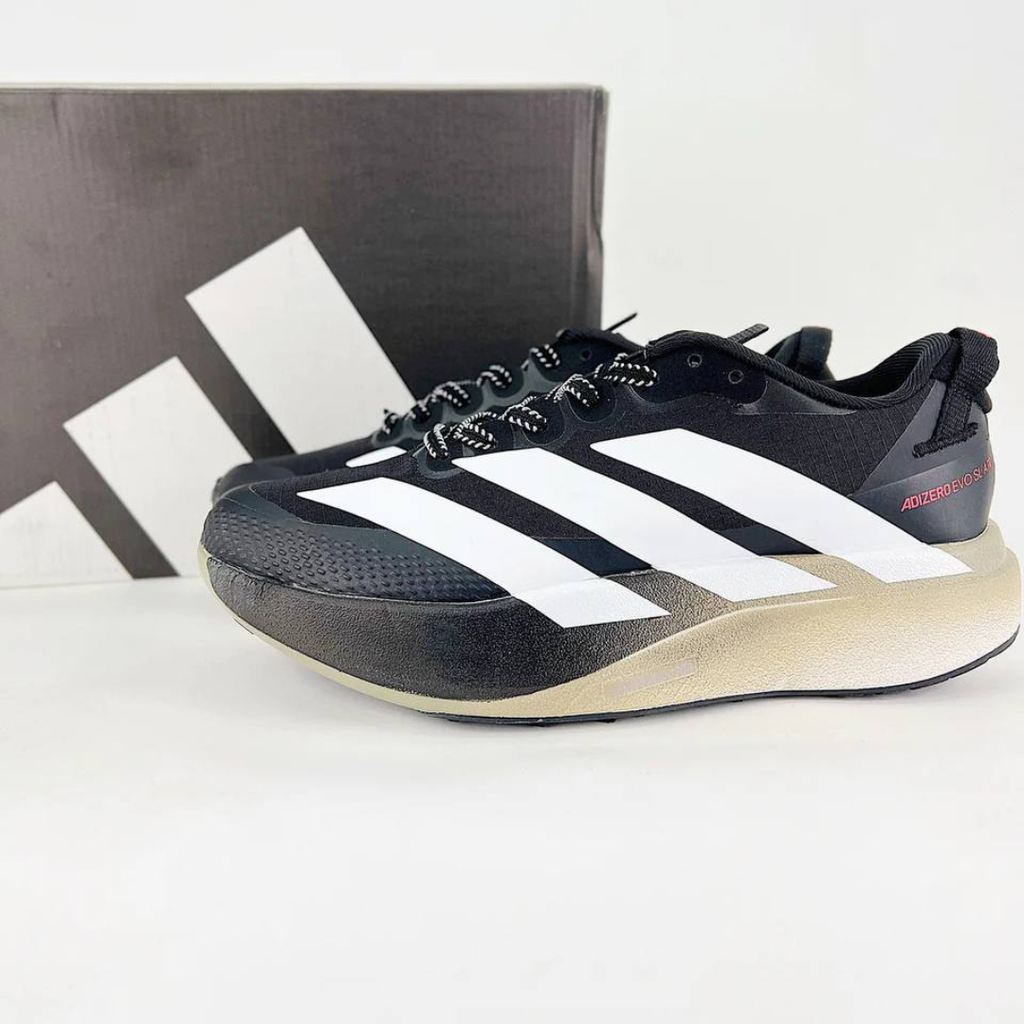 Adidas Adizero EVO SL ATR™ – Noir avec Blanc et Beige