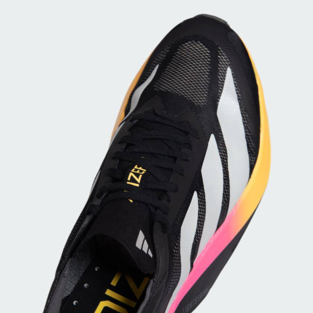 Adidas Adizero Drive RC™ – Core Black avec Zero Metallic et Spark