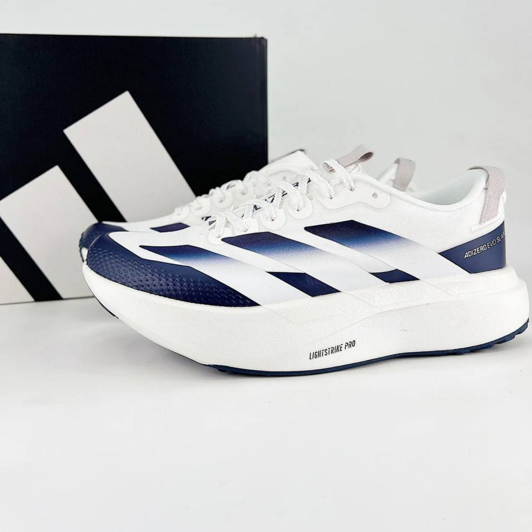 Adidas Adizero EVO SL ATR™ – Blanc et bleu marine