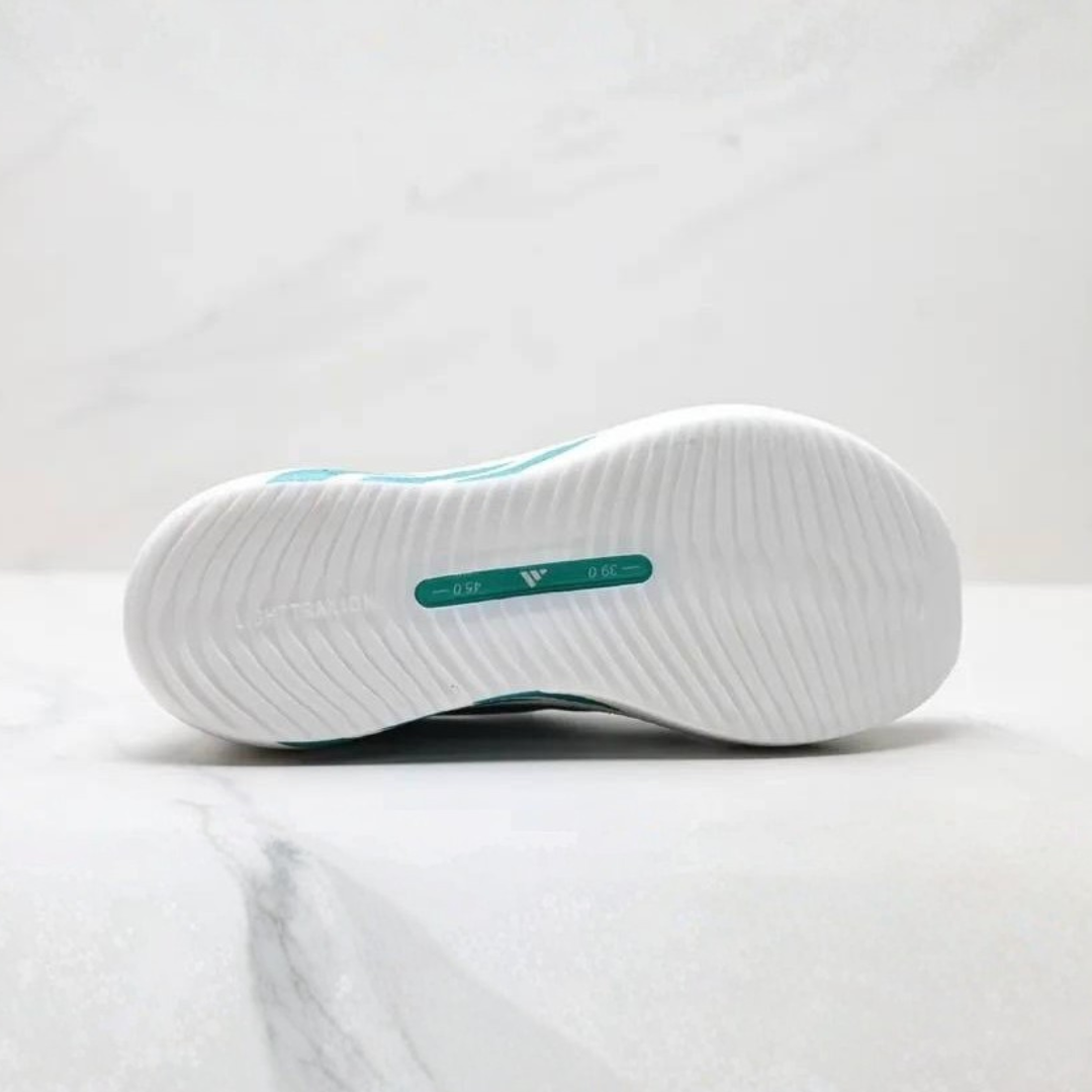Adidas Hyperboost Edge™ – Blanc avec Vert Foncé