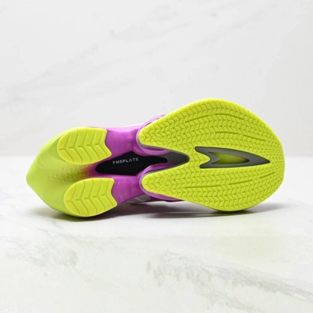Puma Fast-RB Nitro Elite™ – Blanc et violet avec vert fluo