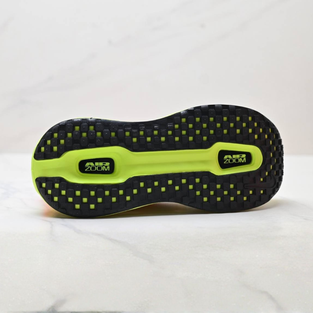 Nike Vomero Premium™ – Jaune Volt avec orange coucher de soleil