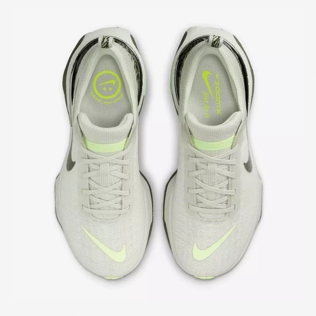 Nike ZoomX Invincible Run 3™ – Light Bone avec Barely Volt