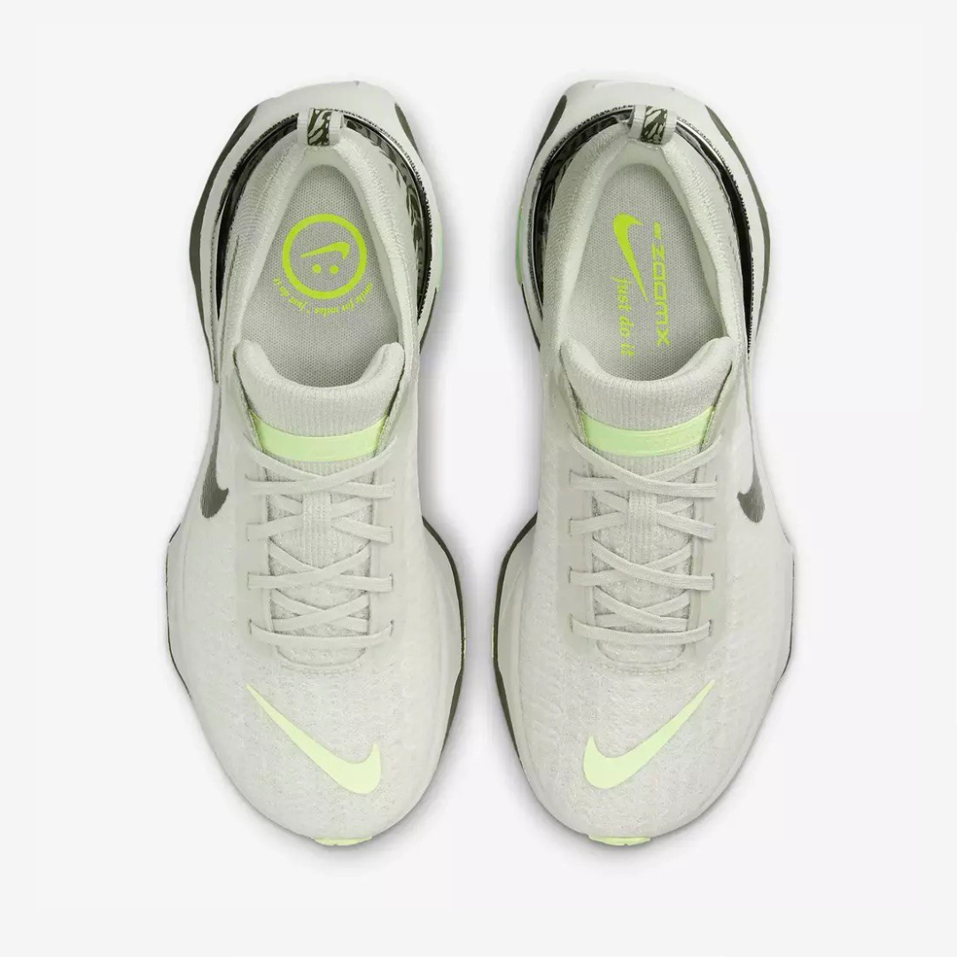 Nike ZoomX Invincible Run 3™ – Light Bone avec Barely Volt