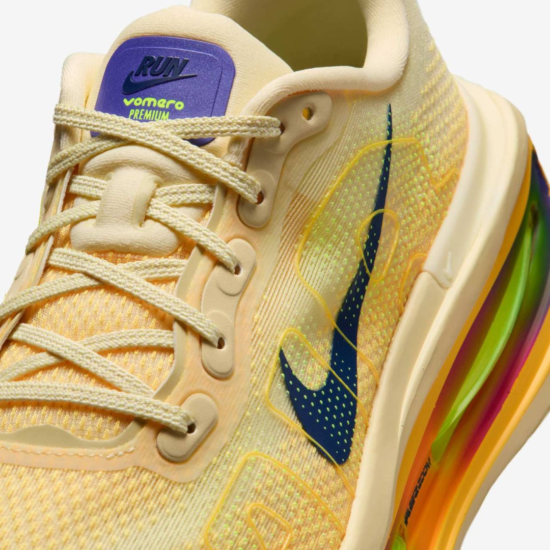 Nike Vomero Premium™ – Jaune Volt avec Spectrum Fusion