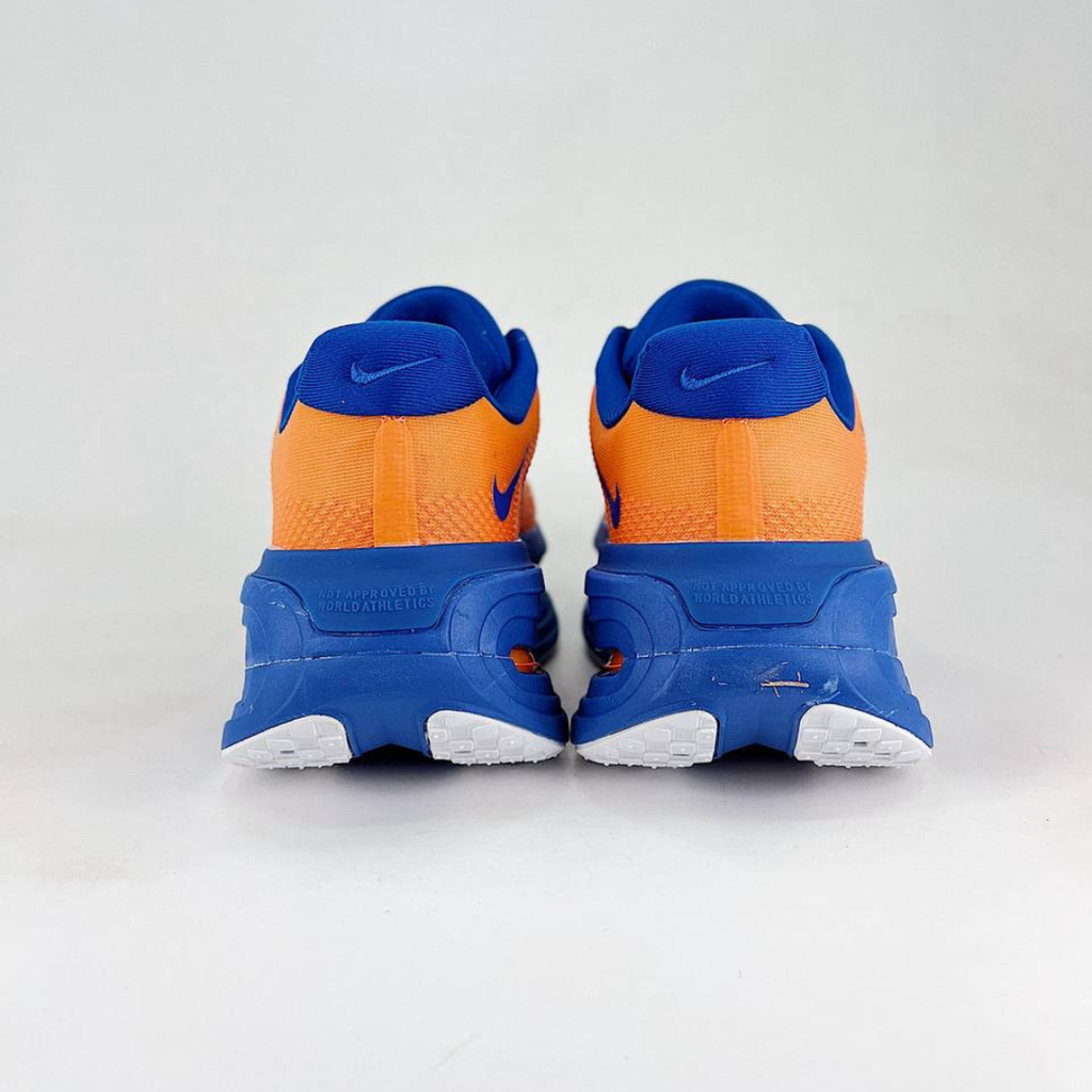 Nike Vomero Premium™ – Orange coucher de soleil avec bleu océan et blanc luminescent