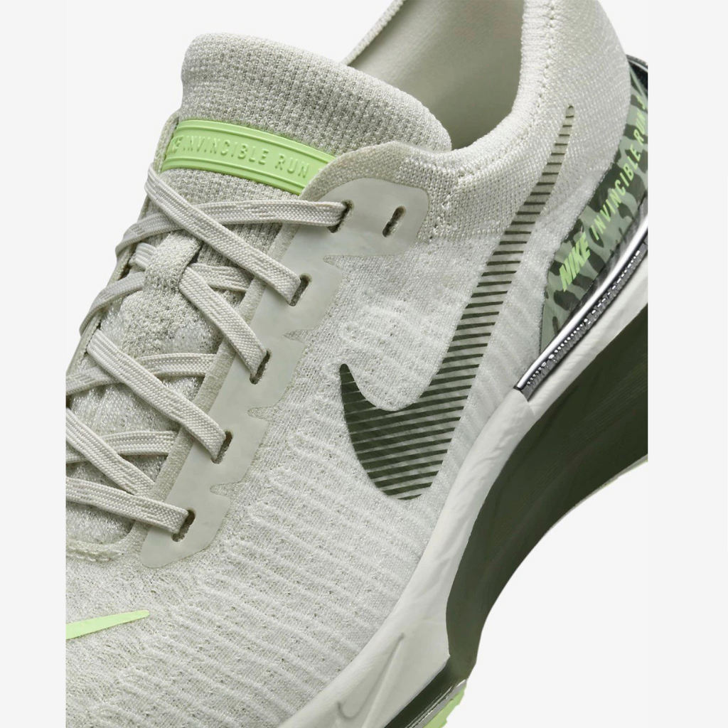 Nike ZoomX Invincible Run 3™ – Light Bone avec Barely Volt