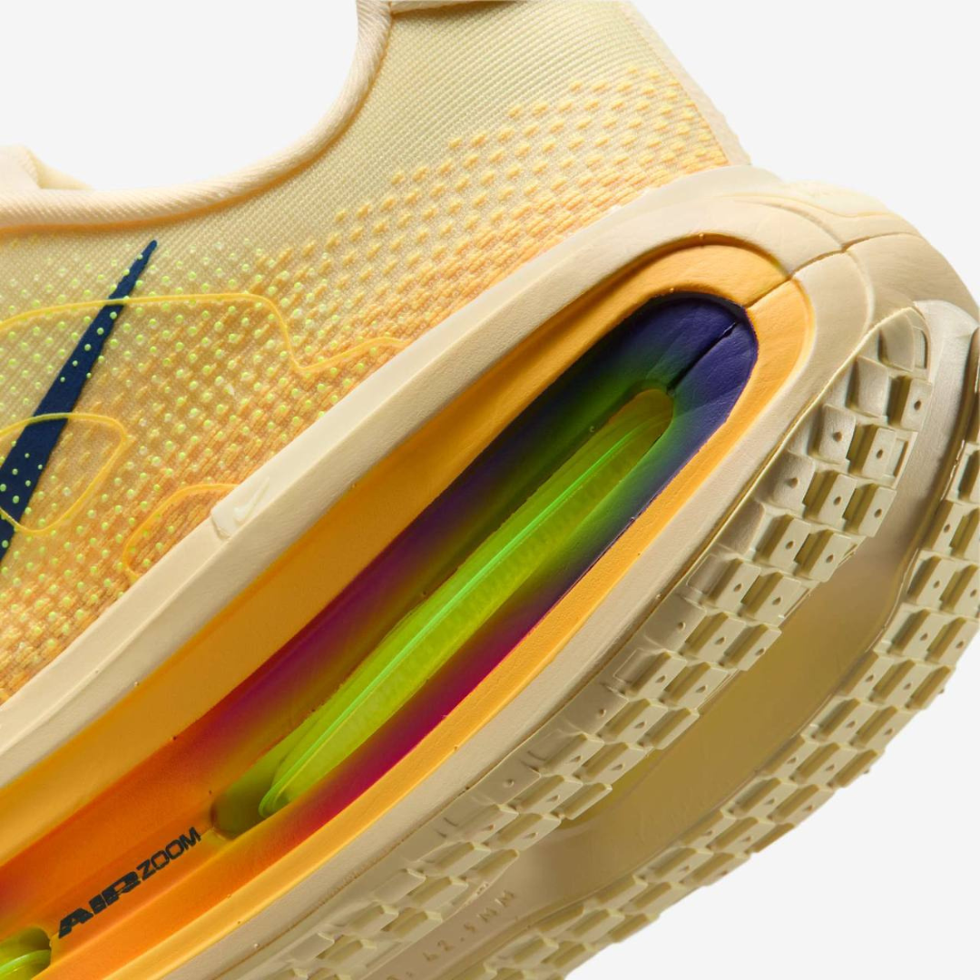 Nike Vomero Premium™ – Jaune Volt avec Spectrum Fusion