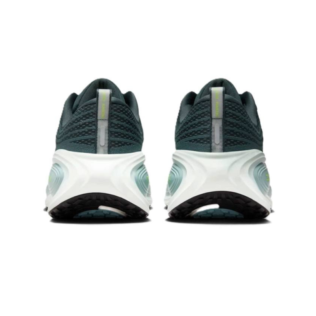 Nike Vomero Plus™ – Vert foncé avec Volt Surge