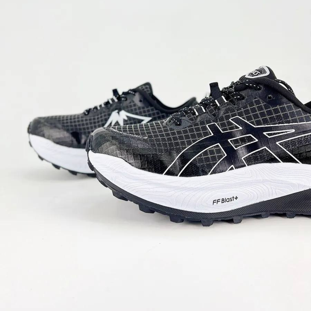 Asics Trabuco Max 3™ – Noir et Blanc