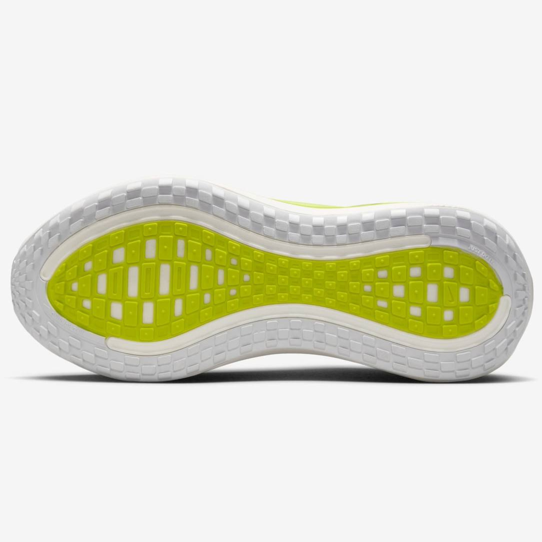 Nike Vomero Plus™ – White Glow et Green Strike
