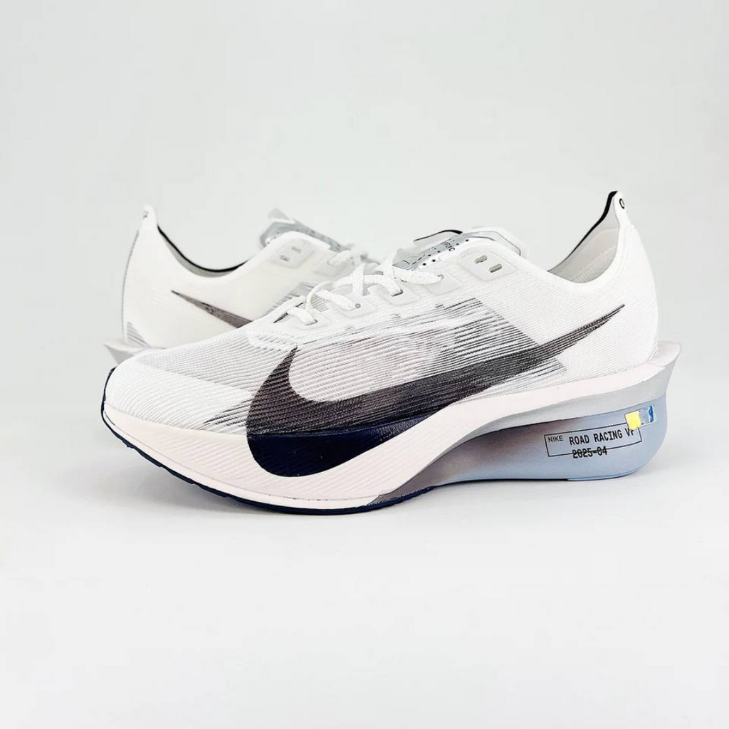 Nike ZoomX Vaporfly 4™ – White Mist/Gris acier