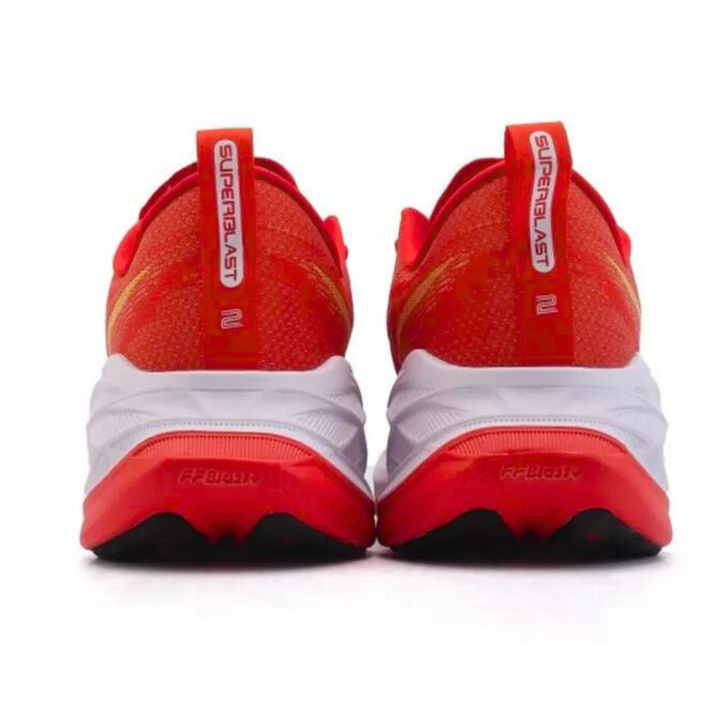 Asics Superblast 2 Unisexe™ – Rouge et blanc