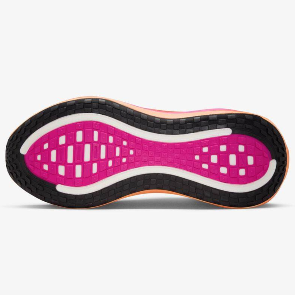 Nike Vomero Plus™ – White Glow avec Sunset Orange et Fire Pink
