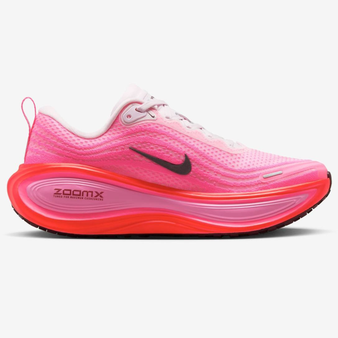 Nike Vomero Plus™ – Rose Pulse avec Sunset Orange