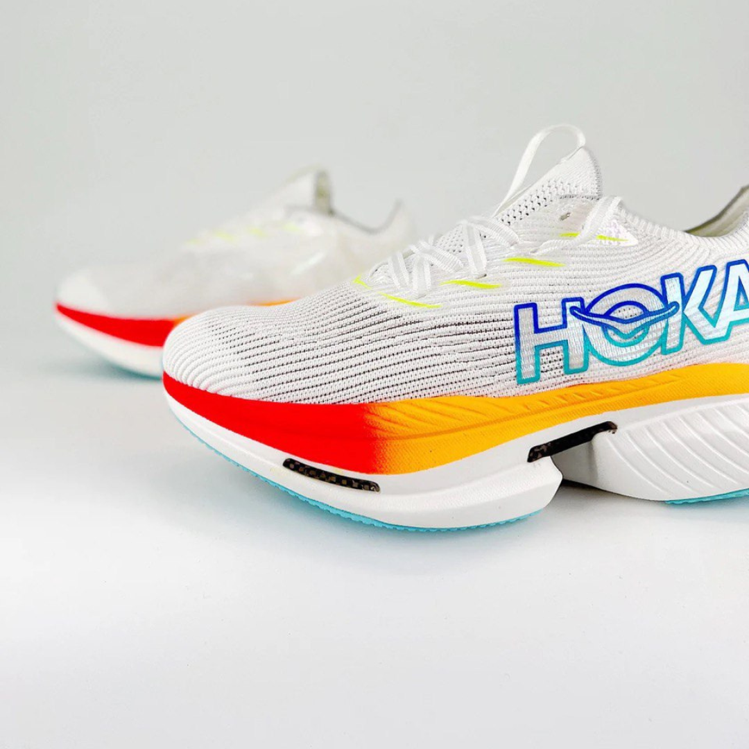 Hoka Cielo X1 Unisexe™ – Gel Givré/Cerise Vibrante
