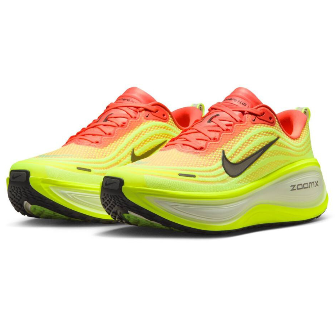 Nike Vomero Plus™ – Vert vif et Rouge cramoisi