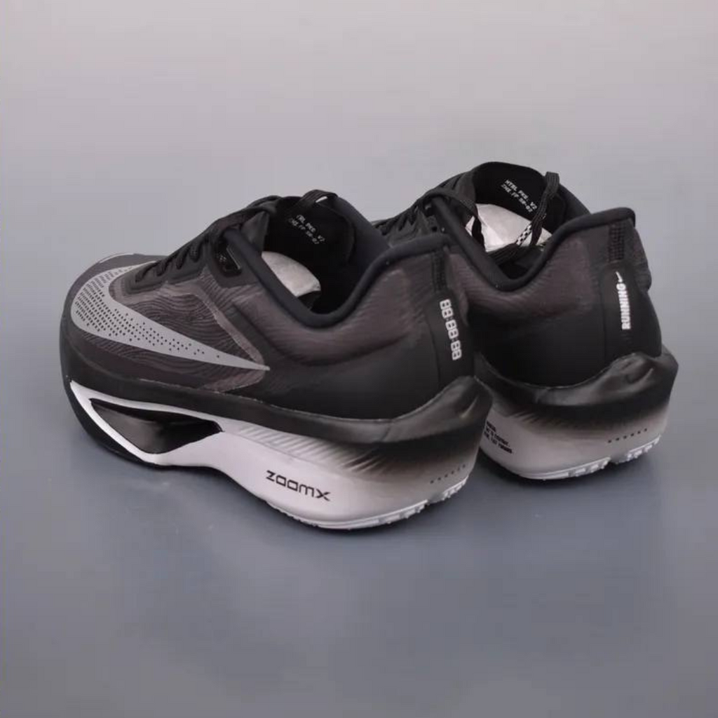 Nike Air Zoom Fly 6™ – Black Shadow avec White Cloud