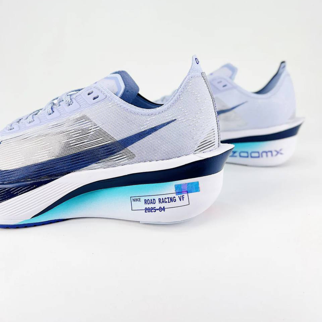 Nike ZoomX Vaporfly 4™ – White Drift/Blue Motion