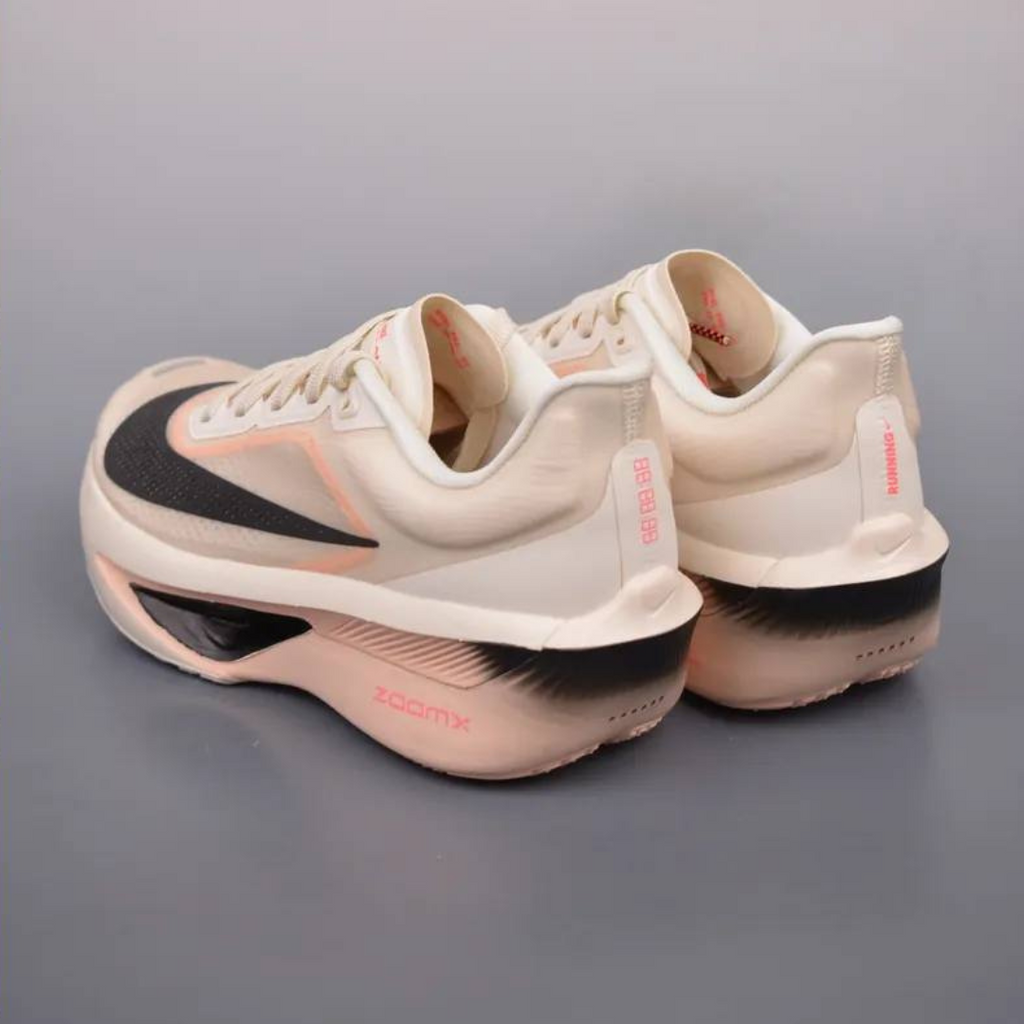 Nike Air Zoom Fly 6™ – Édition Desert Sand
