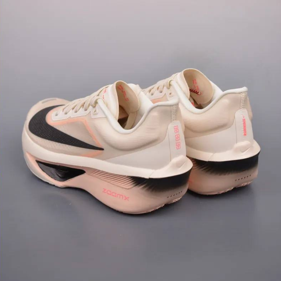 Nike Air Zoom Fly 6™ – Édition Desert Sand