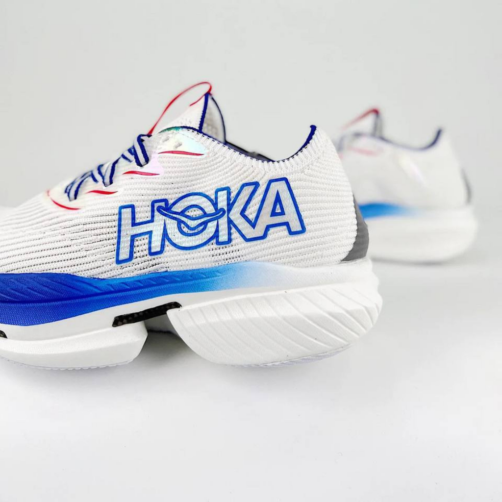 Hoka Cielo X1 Unisexe™ – Blanc Épuré avec Bleu Virtuel Vibrant
