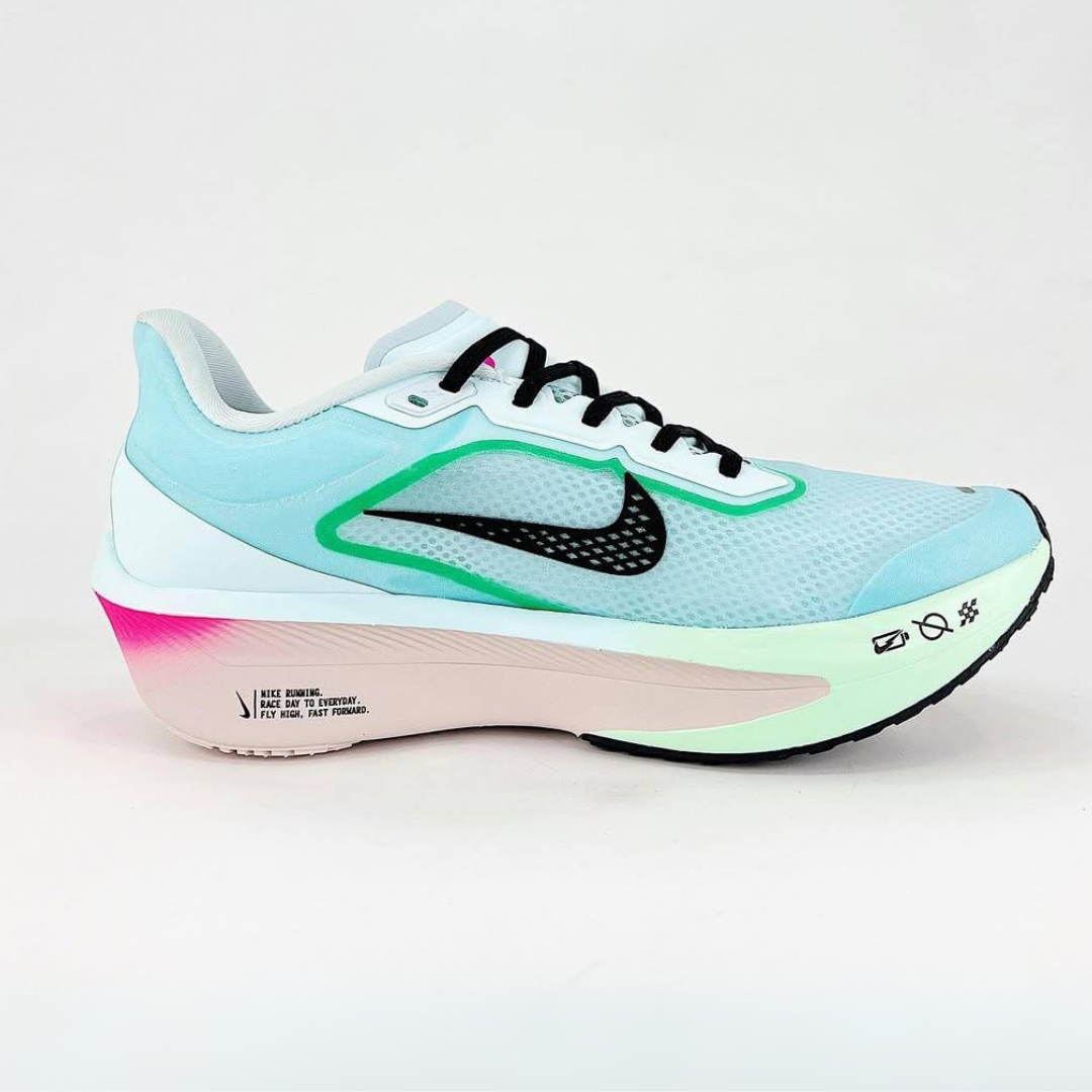 Nike Air Zoom Fly 6™ – Glacier Ice avec Green Strike et Black Shadow