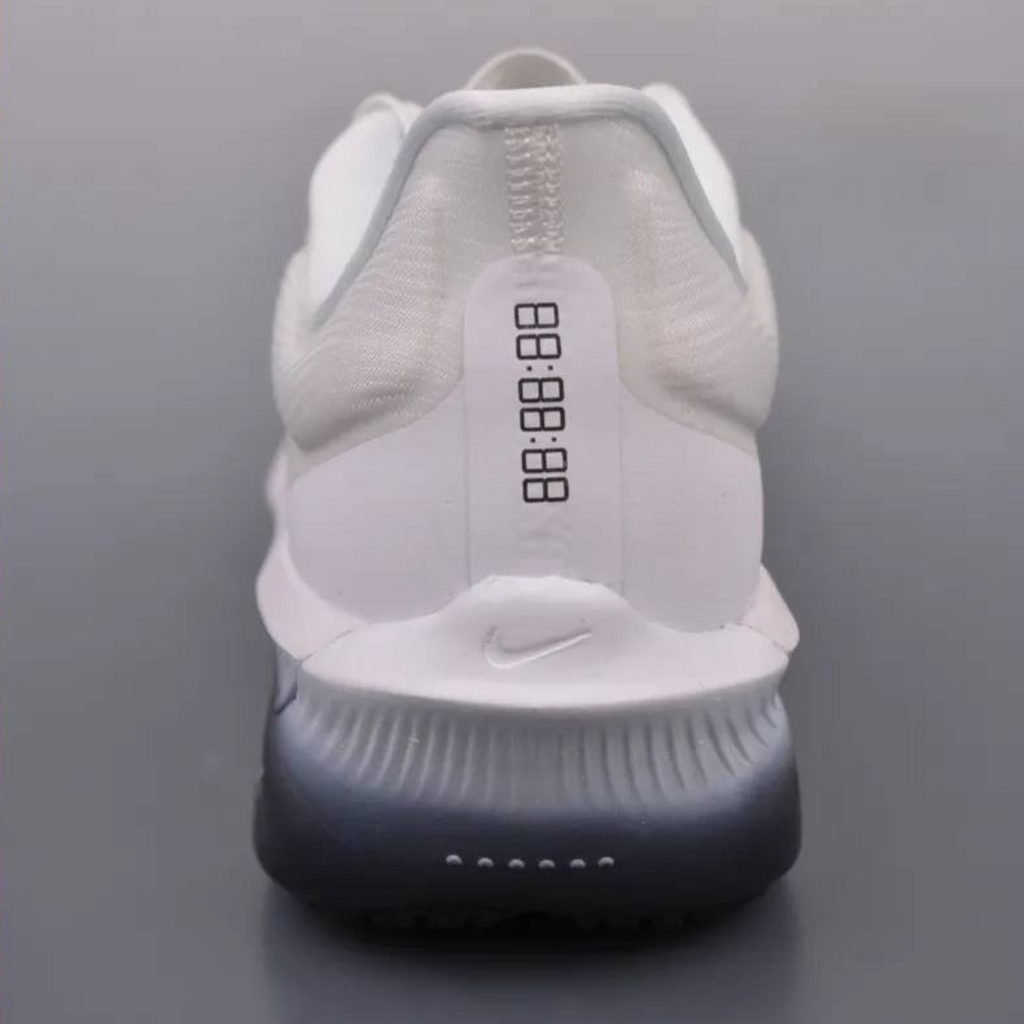 Nike Air Zoom Fly 6™ – Nuage Blanc avec Ombre Noire