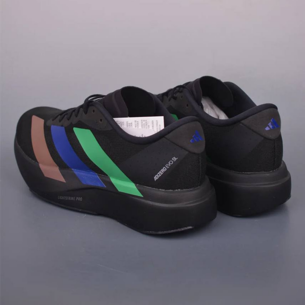 Adidas Adizero EVO SL™ – Noir avec Vert, Bleu et Marron