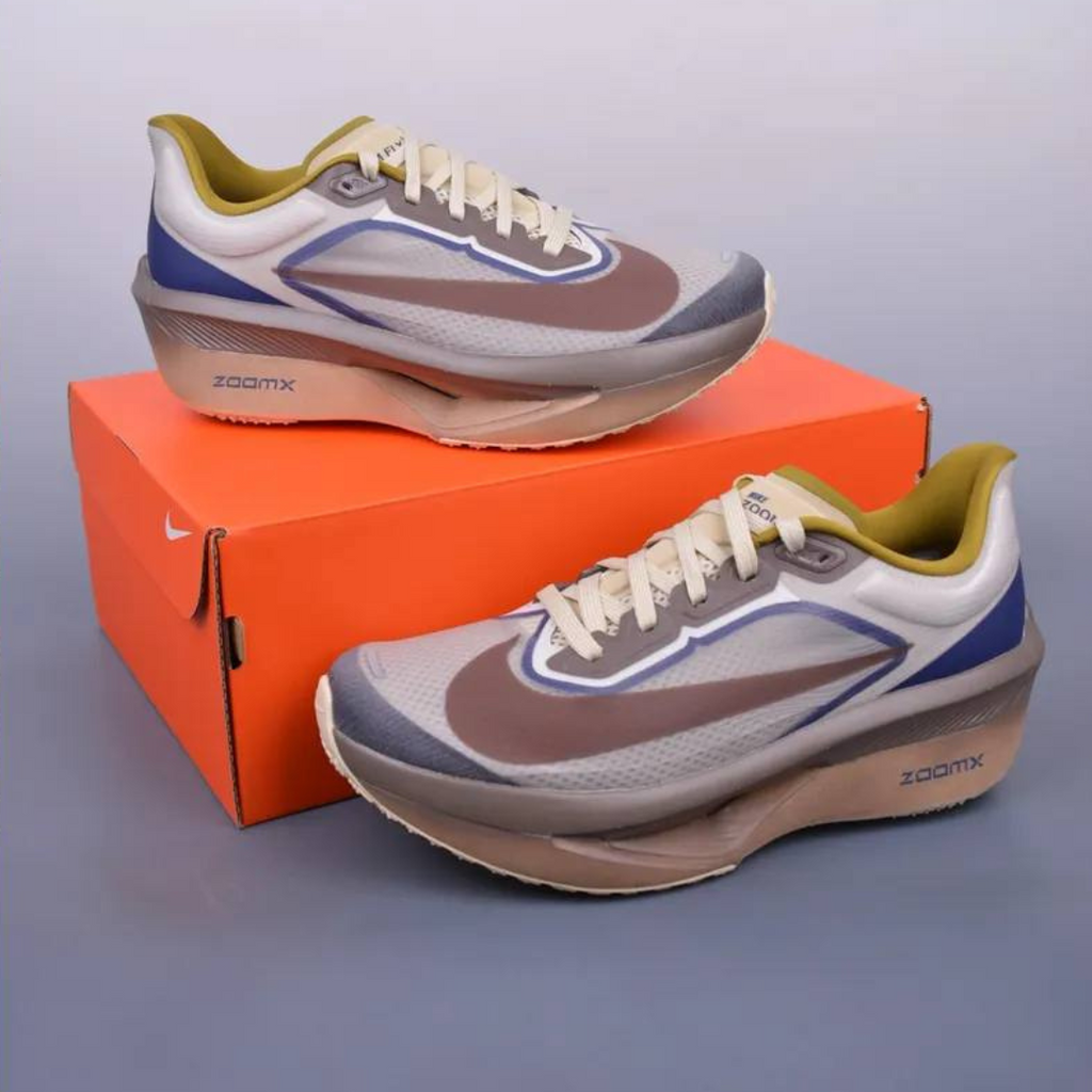 Nike Air Zoom Fly 6™ – Earth Brown avec Steel Grey
