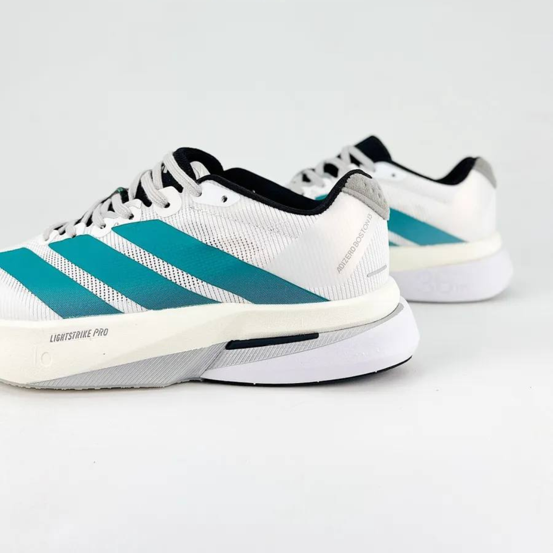 Adidas Adizero Boston 13™ – Blanc et vert