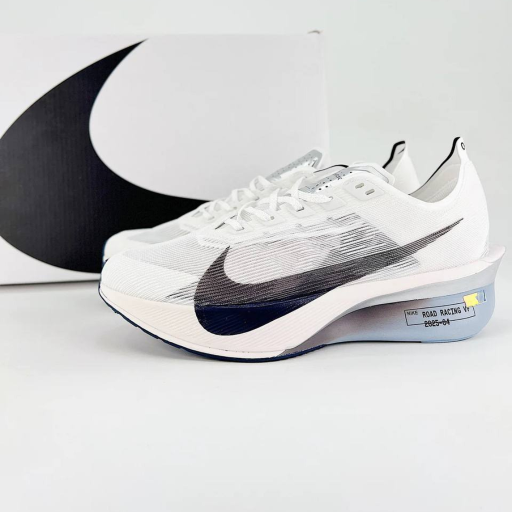 Nike ZoomX Vaporfly 4™ – White Mist/Gris acier