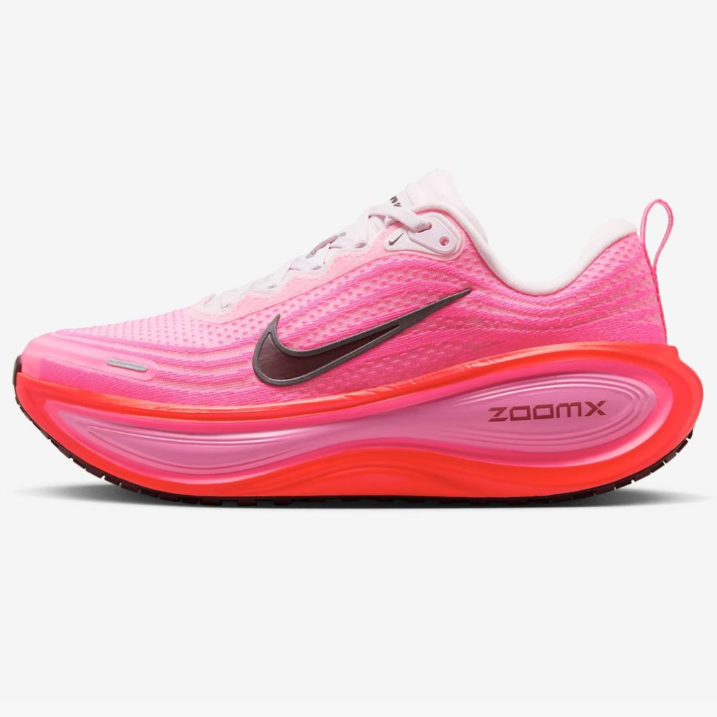 Nike Vomero Plus™ – Rose Pulse avec Sunset Orange