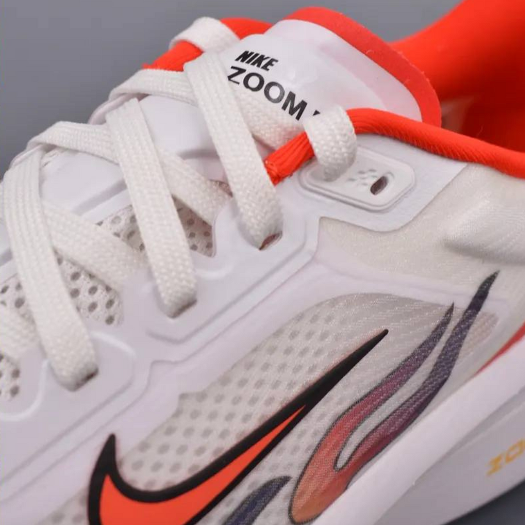 Nike Air Zoom Fly 6 Ekiden™ – Édition Blanc Luminescent