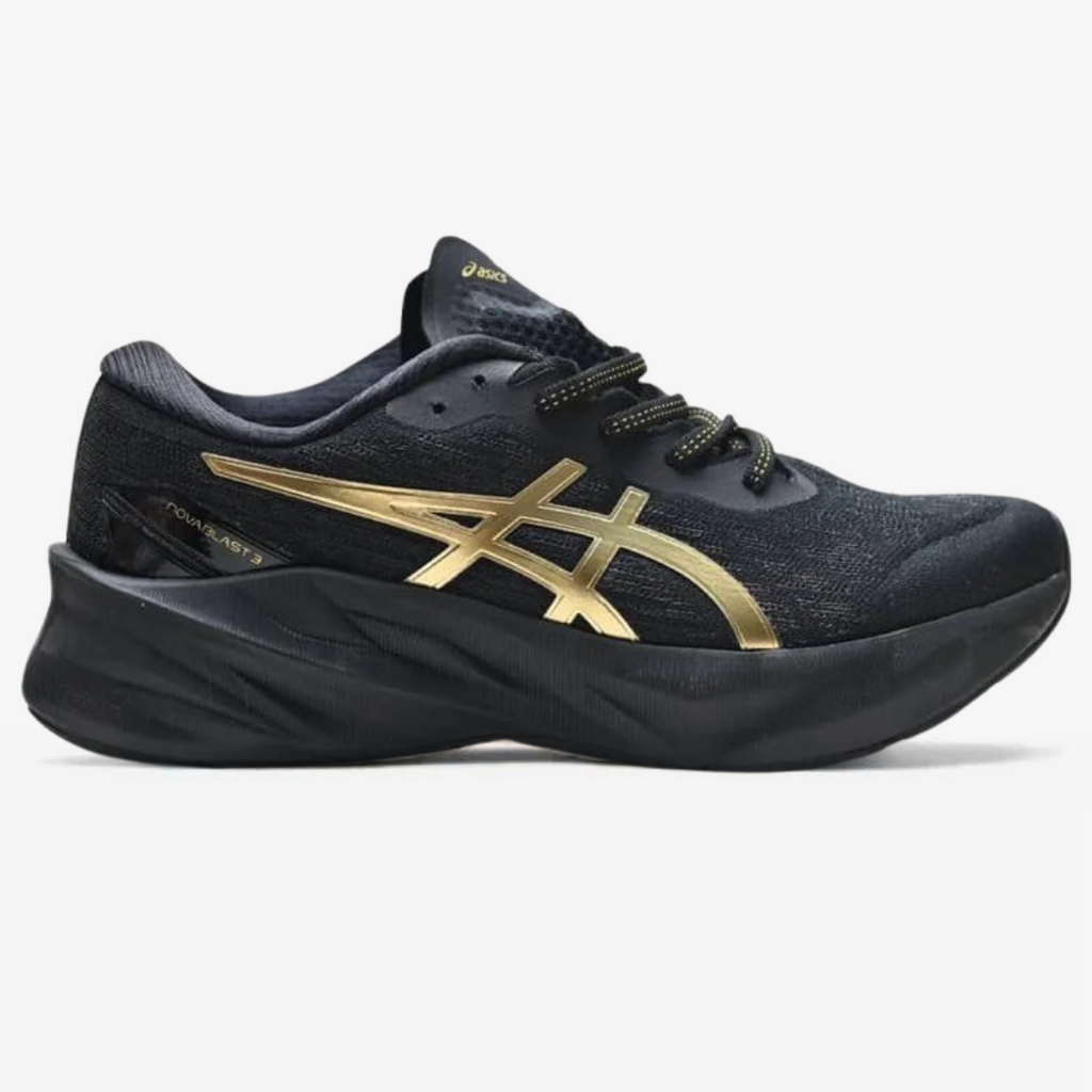 Asics Novablast 3™ – Noir/Doré