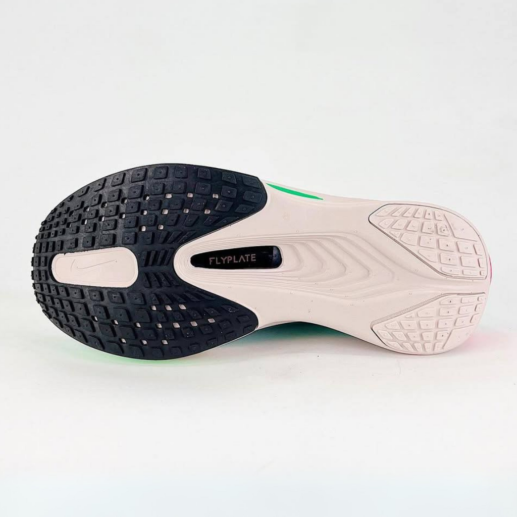 Nike Air Zoom Fly 6™ – Glacier Ice avec Green Strike et Black Shadow