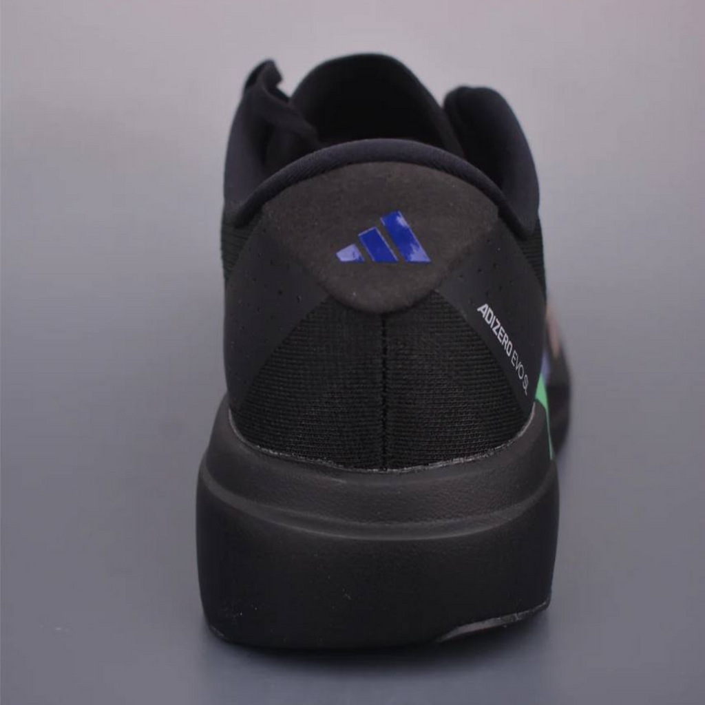 Adidas Adizero EVO SL™ – Noir avec Vert, Bleu et Marron