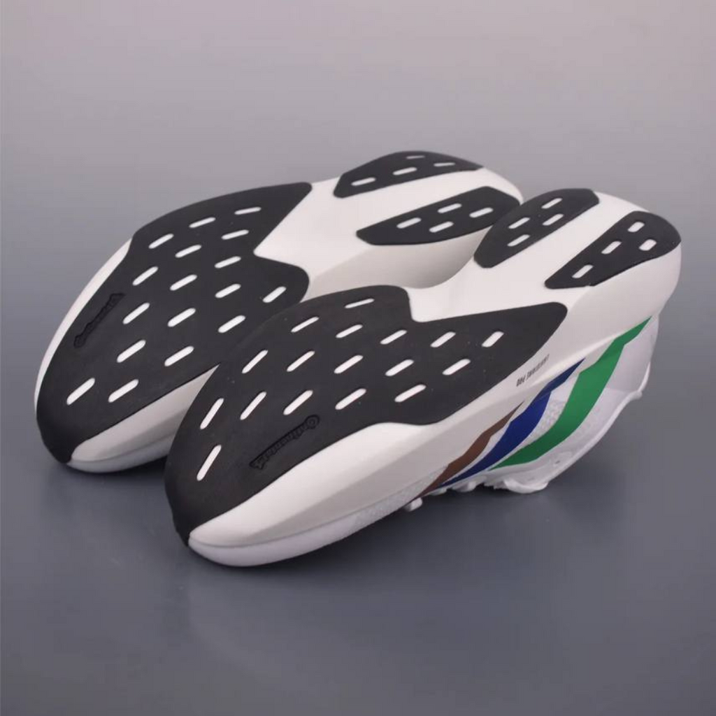 Adidas Adizero EVO SL™ – Blanc avec Vert, Bleu et Marron