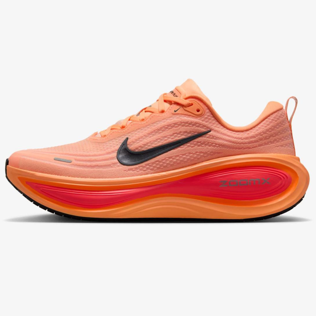 Nike Vomero Plus™ – Orange Couchant avec Rouge Intense