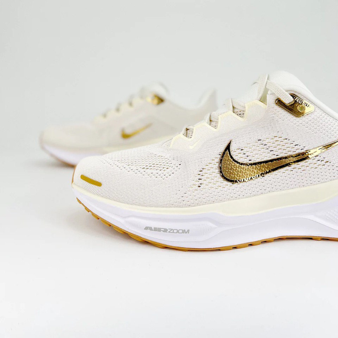 Nike Air Zoom Pegasus 41™ – Beige avec doré