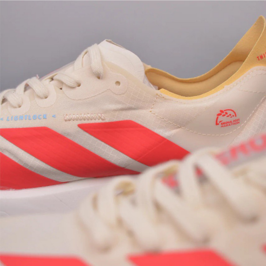 Adidas Adizero Adios Pro 4™ – Beige avec Rouge