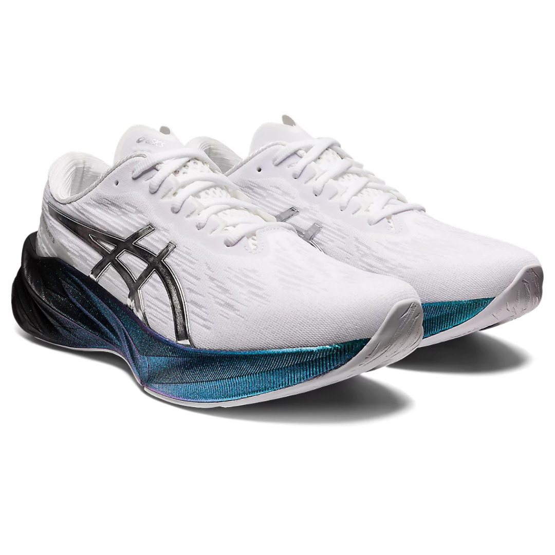 Asics Novablast 3™ – Blanc Bleu