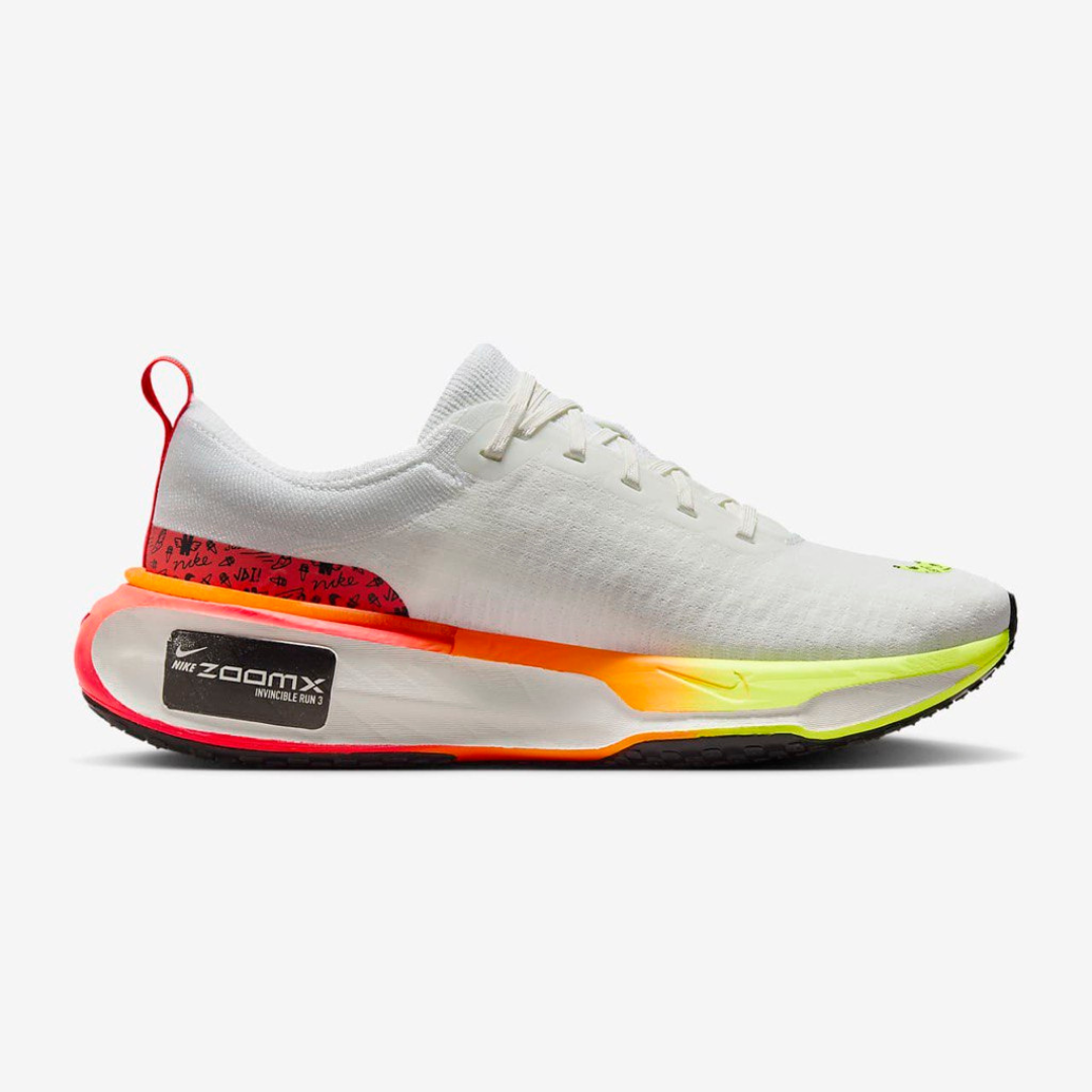 Nike ZoomX Invincible Run 3™ – Blanc luminescent avec Carmin vif