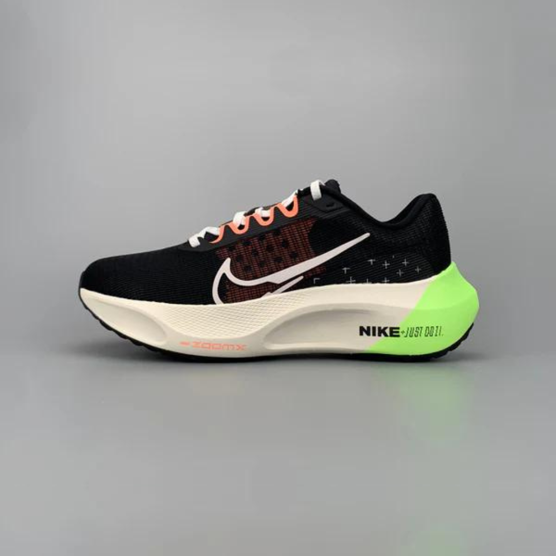 Nike Air Zoom Fly 5™ – Black Shadow et Green Strike